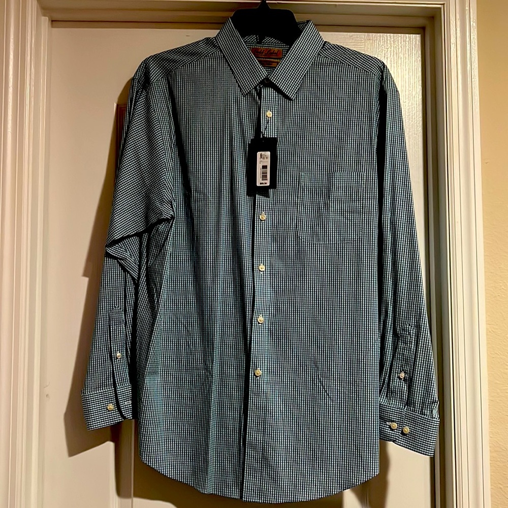 Gold Label Roundtree & Yorke Green and blue dress shirt. XL. Brand new w/tags.
